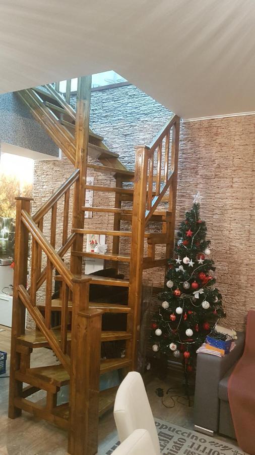 Hotel Casa Cojanu Petroşani Exteriér fotografie