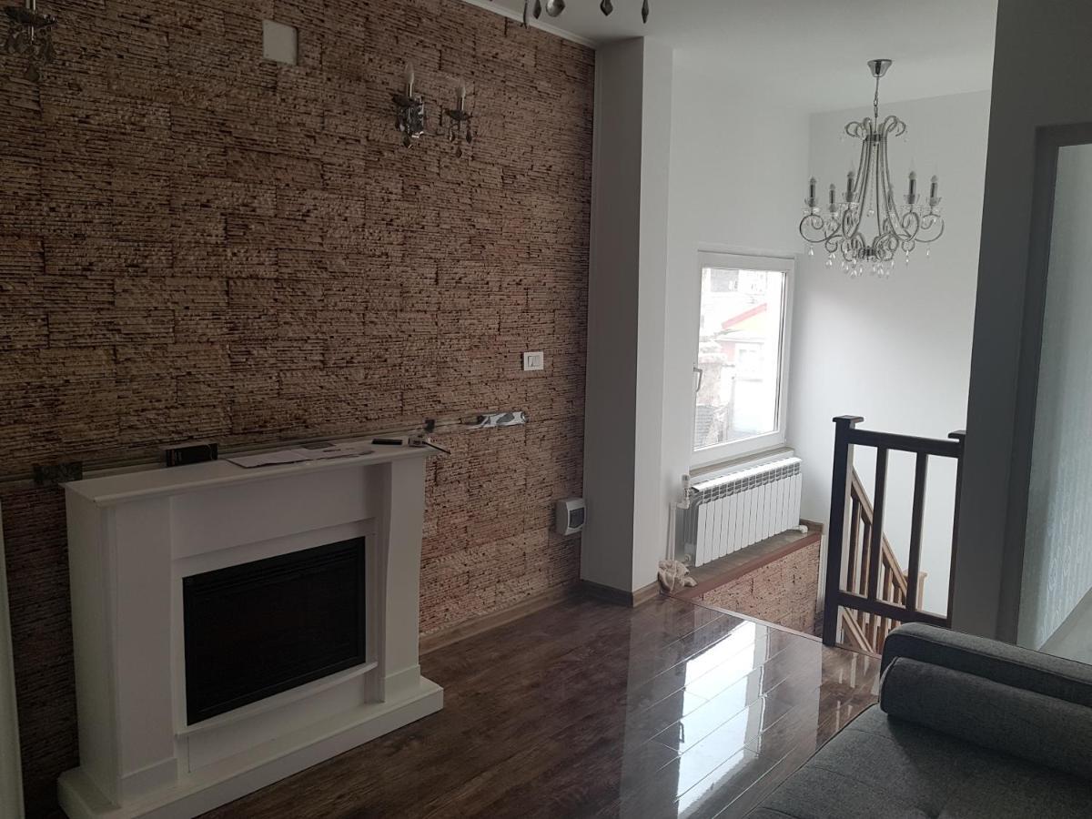 Hotel Casa Cojanu Petroşani Exteriér fotografie